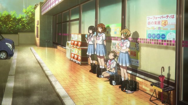 Outside the convenience store near Kitauji High School